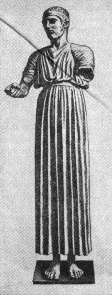 Рис. 10. Бронзовая фигура 'Дельфийского возничего' 470 г. до н. э